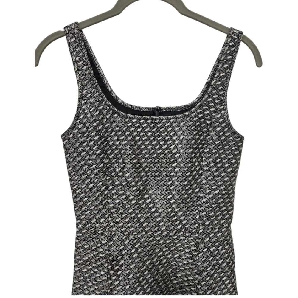 Theory Trekana Circuit Knit Fit And Flare Sleeveless Gray Mini Dress Size 0 EUC